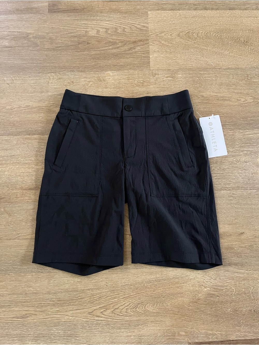 NWT Athleta Black Trekkie Bermuda 2.0 Shorts Hiking Size 0